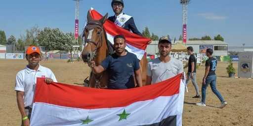 نجاحات الفرسان السوريين في الجولة الأولى من البطولة الدولية لقفز الحواجز في الأردن