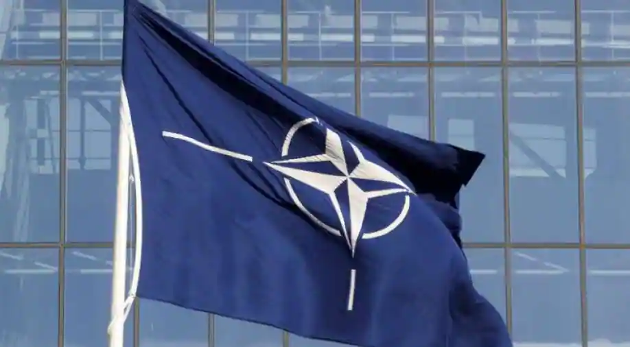 الناتو ينتقد أصوات الضم في أوكرانيا ، وحليف بوتين يكرر التهديد النووي