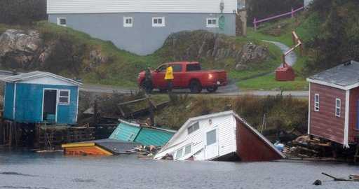Canada - I pescatori di Terranova devono affrontare problemi di sussistenza dopo i danni causati dalla tempesta di Fiona