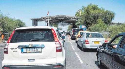 Turquia - Motoristas cipriotas gregos lotam no norte à medida que os preços sobem