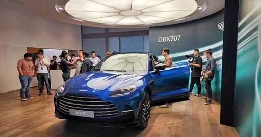 SINGAPORE - Il mega SUV da un milione di dollari di Aston Martin è a Singapore