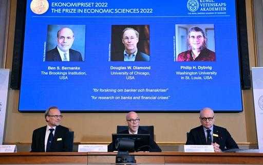 Нобелеўскую прэмію па эканоміцы атрымала амерыканская тройка, у тым ліку экс-кіраўнік ФРС Бернанке