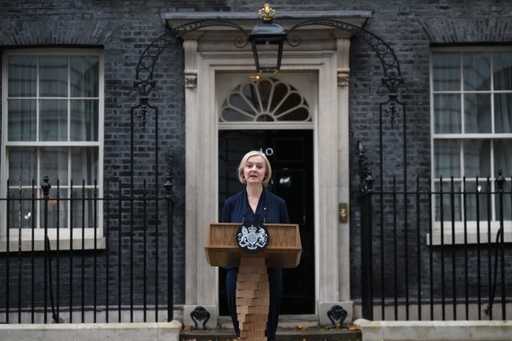 Wereld reageert op het aftreden van de Britse premier Liz Truss