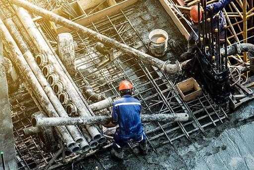 Avrupa'da daha iyi iş arayan Rumen inşaat işçilerinin yerine daha fazla Asyalı geliyor