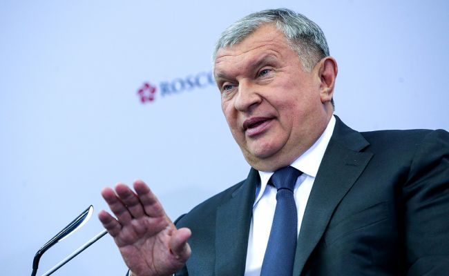Volumes of LNG supplies from Russia to China will be equal to the pipeline - Sechin