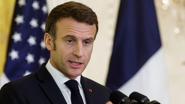 Macron, Ukrayna'daki ihtilafı çözmenin tek yolunun diplomasi olduğunu söyledi