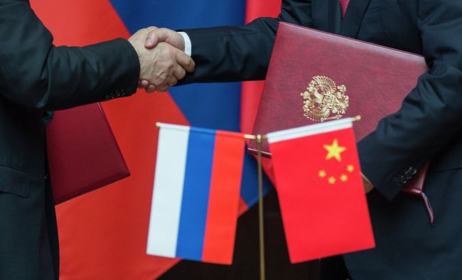 Den ryska regeringen kommer att främja öppnandet av företag med deltagande av Kina