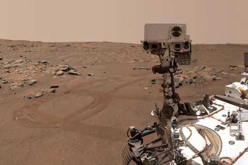 NASA Marsrover legt eerste geluid van stofduivel op rode planeet vast