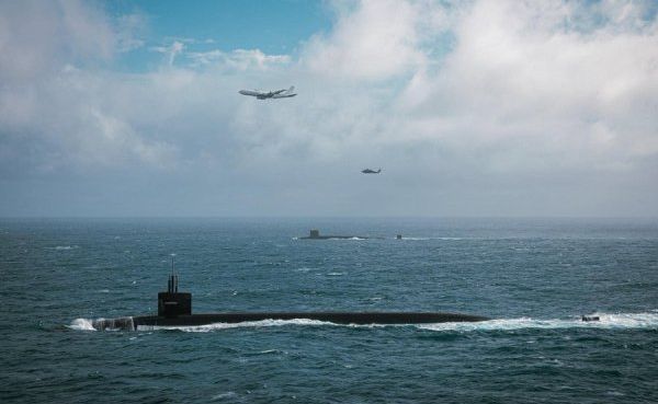 US and British nuclear submarines sent a signal to Russia from the North Atlantic