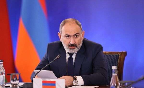 Pashinyan a réprimandé les pays amis pour l'étrange silence le long du couloir de Lachin