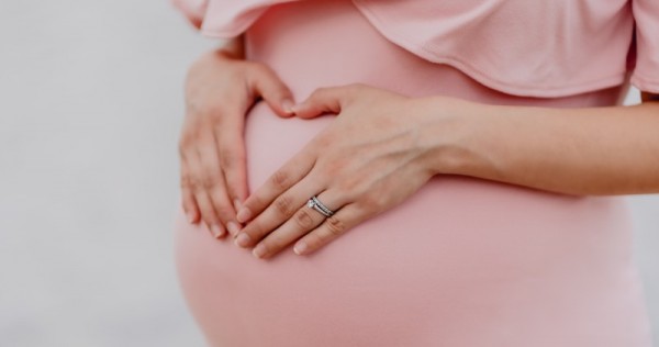 7 manieren om zwelling tijdens de zwangerschap te verminderen