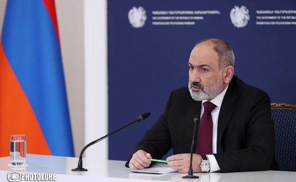 Paşinyan, Ermenistan-Türkiye sınırının açılmasına küresel önem verdi