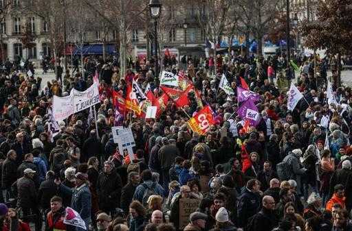 Fransa, emeklilik reformu nedeniyle büyük grevlerle karşı karşıya