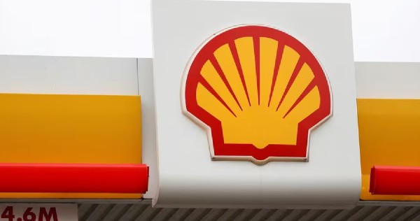 La Shell fa causa a Greenpeace per 2,8 milioni di dollari dopo essersi imbarcata su una nave petrolifera