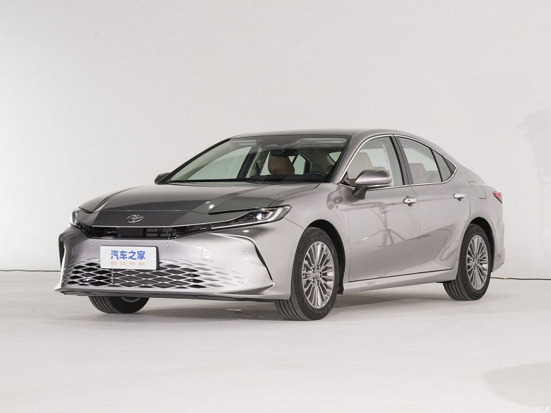 Toyota hat Details zum Mediensystem des neuesten Toyota Camry bekannt gegeben
