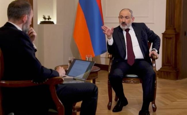 Paschinjan schätzte die Wahrscheinlichkeit eines neuen Krieges ein: „Wir haben ein Dokument mit Aserbaidschan unterzeichnet“