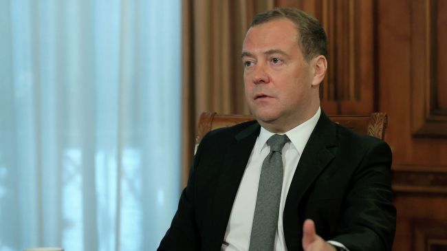 Medvedev: A Rússia agora não tem ninguém com quem conversar na UE – apenas “tecnocratas obscuros”