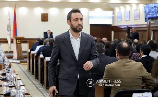 L'ex sindaco di Yerevan si opporrà all'attuale primo ministro armeno alla Nuova Forza - media