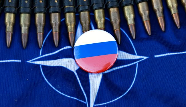 Cântece despre trecut: NATO și-a amintit că timp de 20 de ani a comunicat cu Rusia ca partener