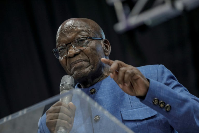 Afrikas före detta president Zuma stängde av från valet i maj
