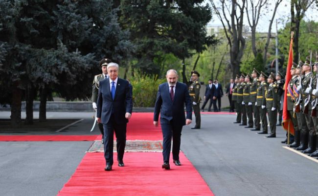 Tək təkrar ixracla deyil: Prezident Tokayev niyə İrəvana uçdu - fikirlər